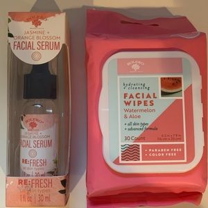 Face wipes and facial oil